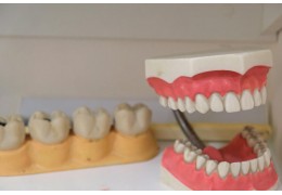 Czym jest implantologia?