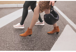 Dlaczego warto stosować kompresjoterapię przy przewlekłej niewydolności żylnej?