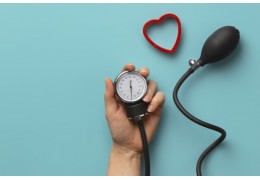 Nadciśnienie to „cichy zabójca” – jak nie przegapić sygnałów?